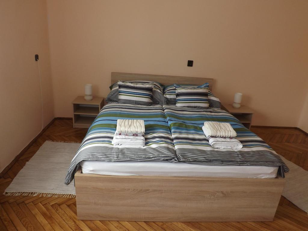 Fagyoengy Apartment Sarvar Room photo